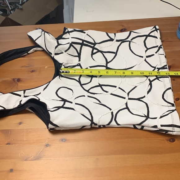 Joseph Ribkoff polyester/spandex top w interesting straps, shelf bra, stretch - Picture 8 of 14